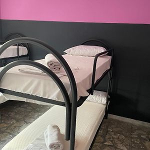 Habitación para Mujeres Compartida