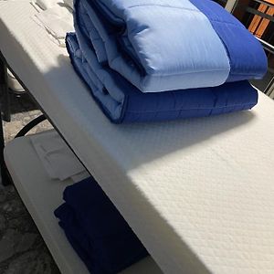 Habitación para Hombres Compartida